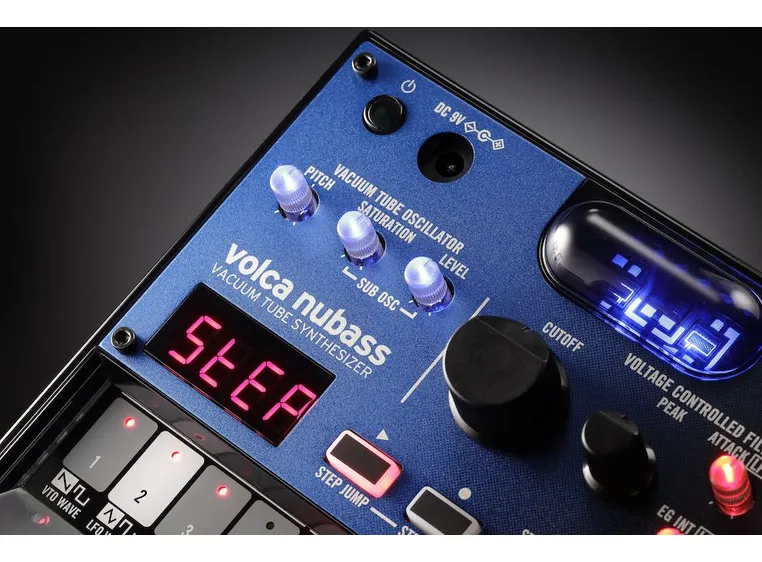 Korg Volca Nubass Vacuum Tube Synth 