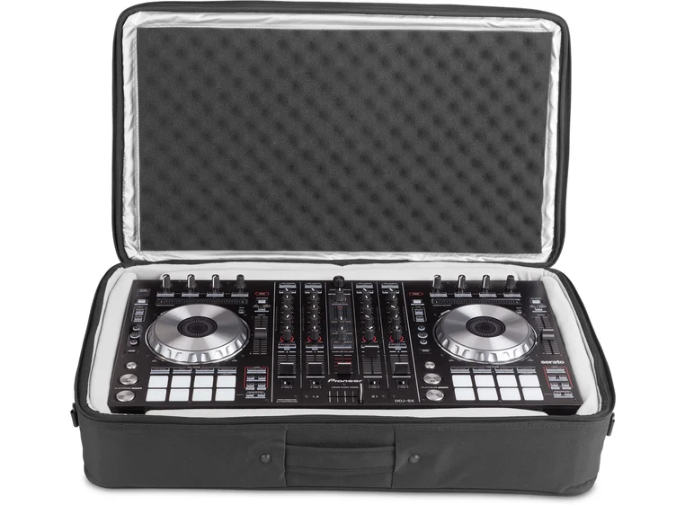 UDG Gear Urbanite Sleeve L Black for MIDI Controller 