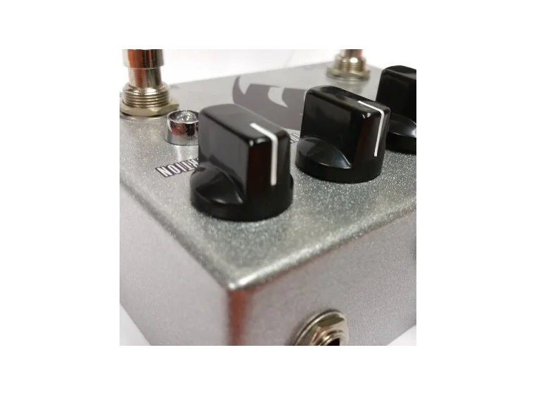 Wren and Cuff Elephant Skin Troy Sanders Signature Fuzz 