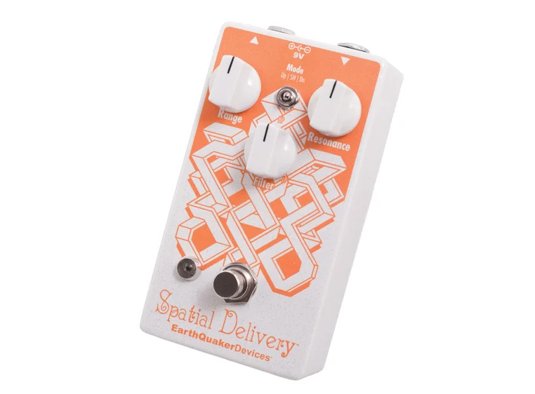 EarthQuaker devices Spatial Delivery V2 Envelope Filter with Sample & Hold 