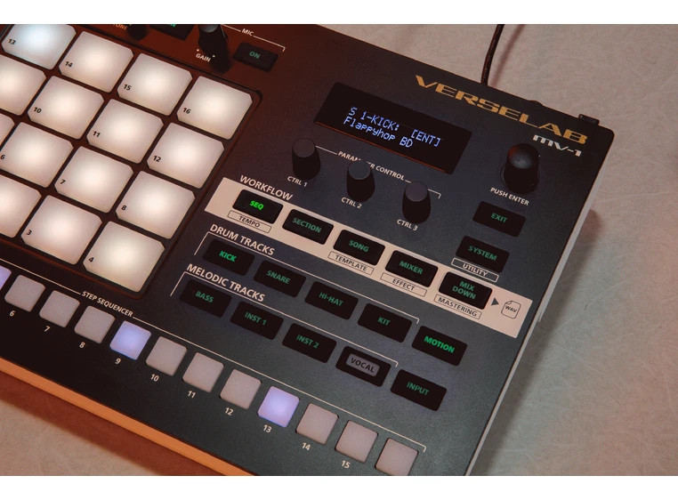 Roland MV-1 Verselab Song Production Studio 