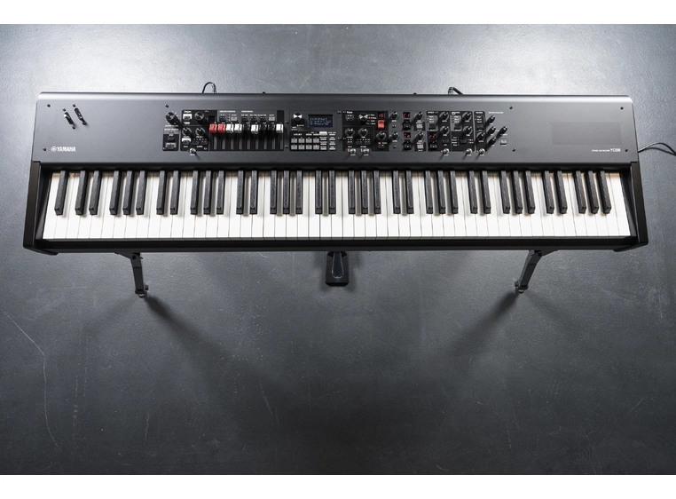 Yamaha YC88 