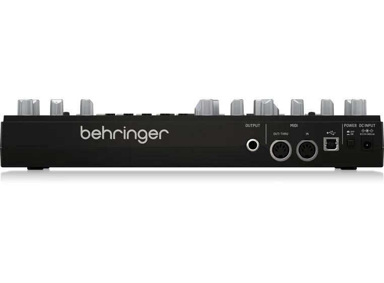 Behringer TD-3-BK Analog Bass Line Synthesizer 