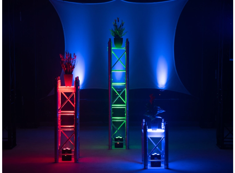 Eurolite AKKU TL-3 QCL RGB+UV Trusslight 