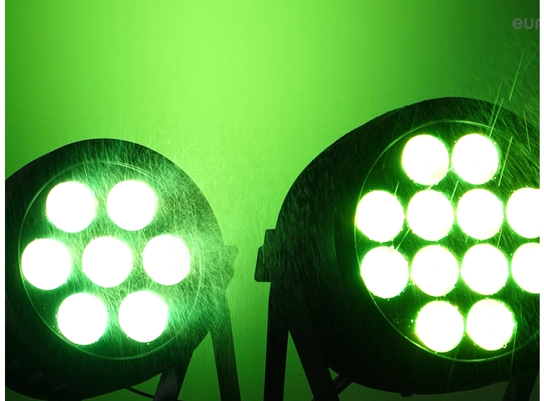 Eurolite LED IP PAR 7x8W QCL spot 