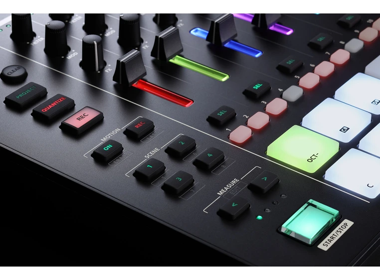 Roland MC-707 GROOVEBOX Music Workstation 