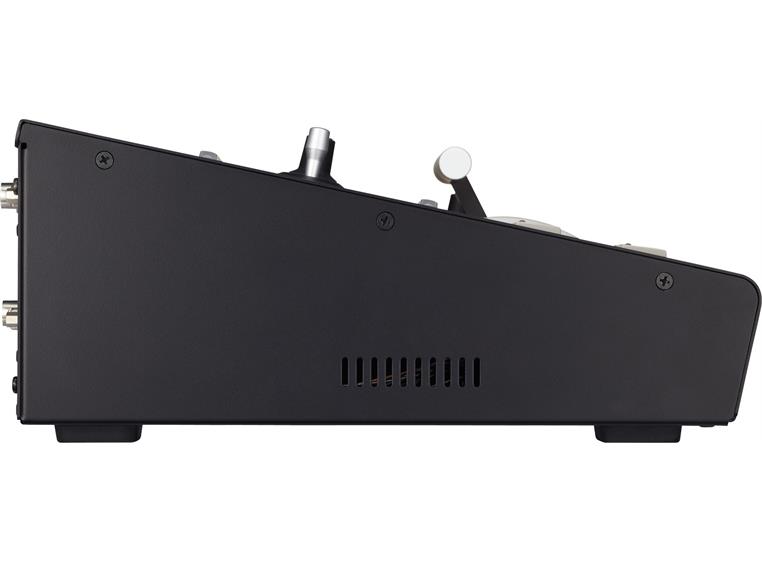 Roland V-40HD Multiformat Video Switcher