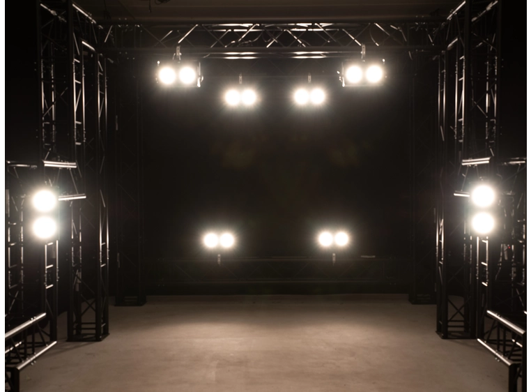 Eurolite Audience Blinder 2x100W LED COB WW 