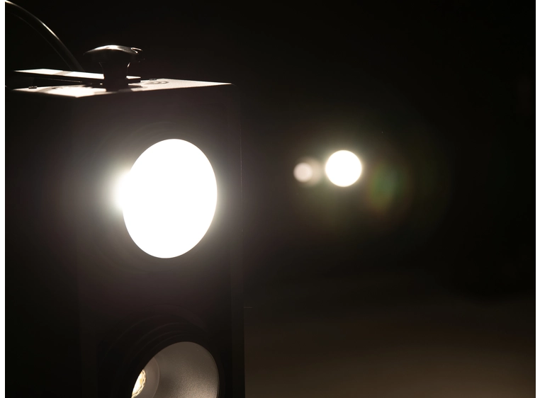 Eurolite Audience Blinder 2x100W LED COB WW 