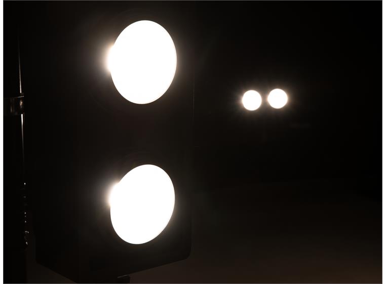 Eurolite Audience Blinder 2x100W LED COB WW