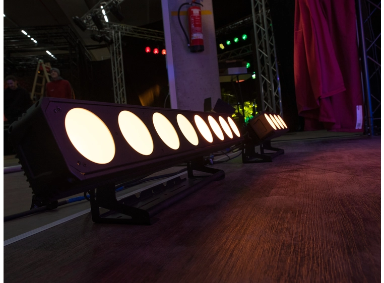 Eurolite LED PMB-8 COB QCL 30W Bar 