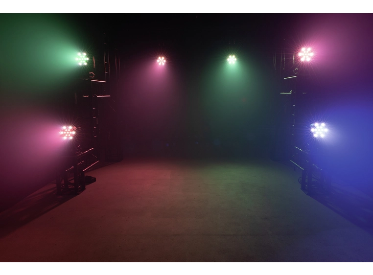 Eurolite LED TMH-X4 Moving Head Wash Zoom 