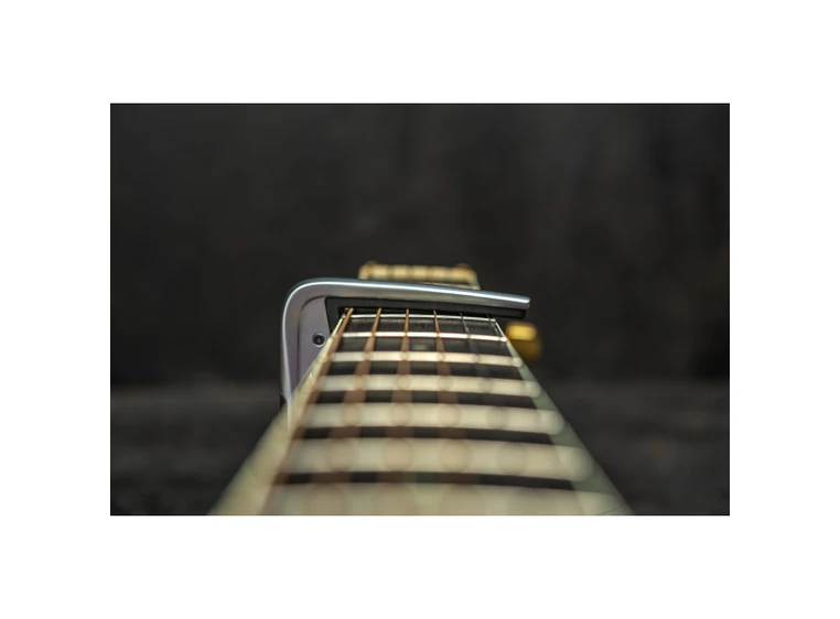 Dunlop 63CGM Trigger Fly Capo Curved Gun Metal 