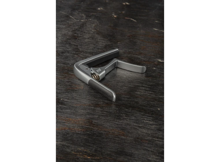 Dunlop 63CGM Trigger Fly Capo Curved Gun Metal 
