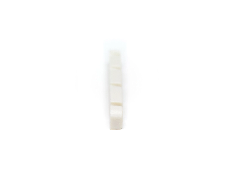 Graph Tech TUSQ XL PQL-1204-00 P-Style Bass Nut, Curved Bottom, 4-Str, 0,125 