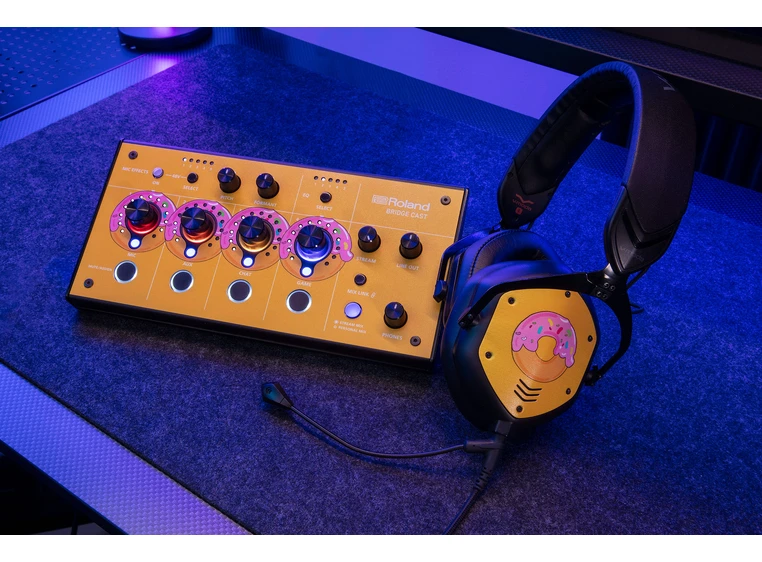 Roland Bridge Cast streaming mixer 