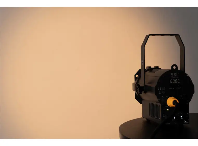 SBL Mini 50TW Fresnell, sort 2 x 50W, 2700 - 6500K, CRI 95, 5-pin XLR 