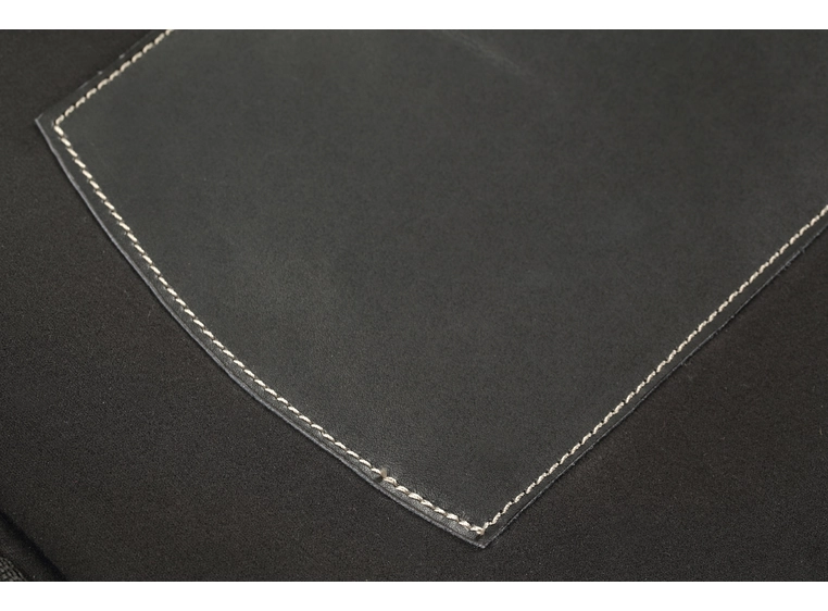 Warwick - Genuine Handmade Leather Bags Stryker / Buzzard Bass Gig Bag, Lefthand 