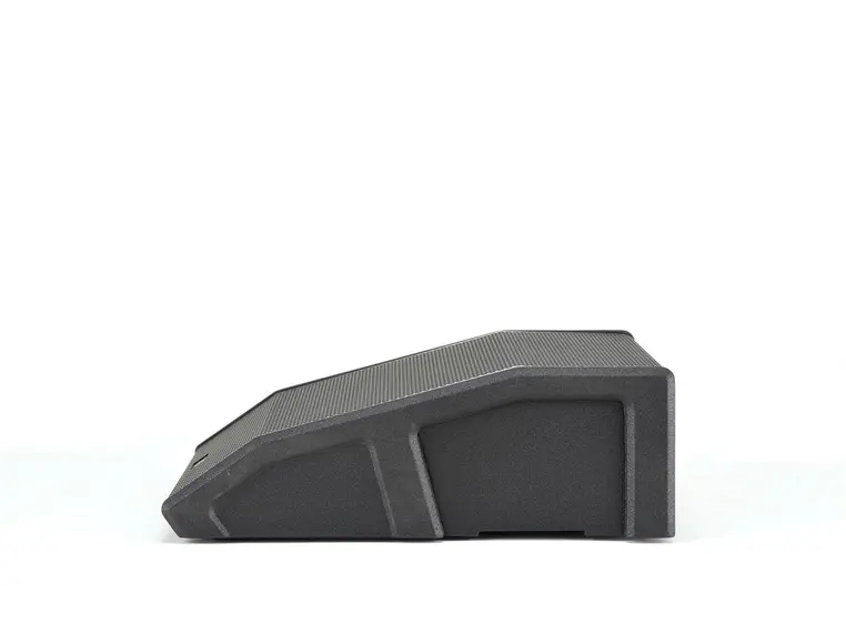 dB Technologies Vio W10 Ultra-slim wedge HF: 4x4 - LF: 10" Woofer 