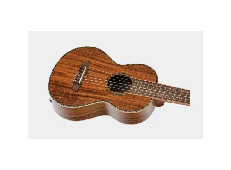 Ortega RGLE18ACA Guitarlele Mikrofon & gigbag, all Acacia, solid top 