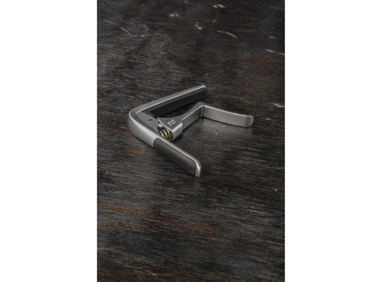 Dunlop 63CSC Trigger Fly Capo Curved Satin Chrome 