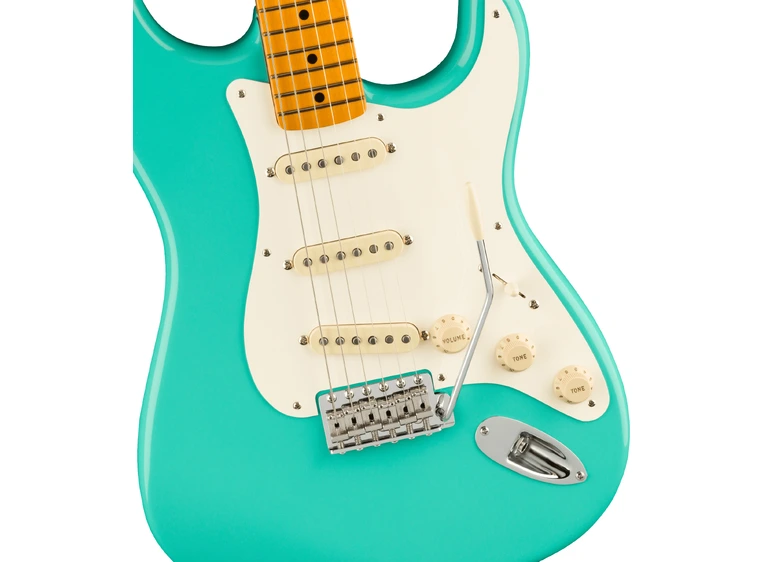 Fender Am Vtg II 1957 Stratocaster Sea Foam Green, Maple Fingerboard 