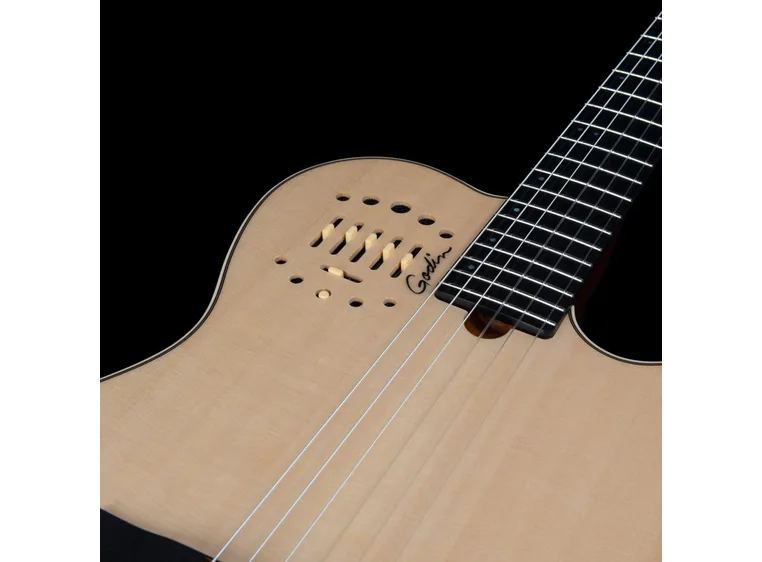 Godin Multiac Nylon Deluxe 