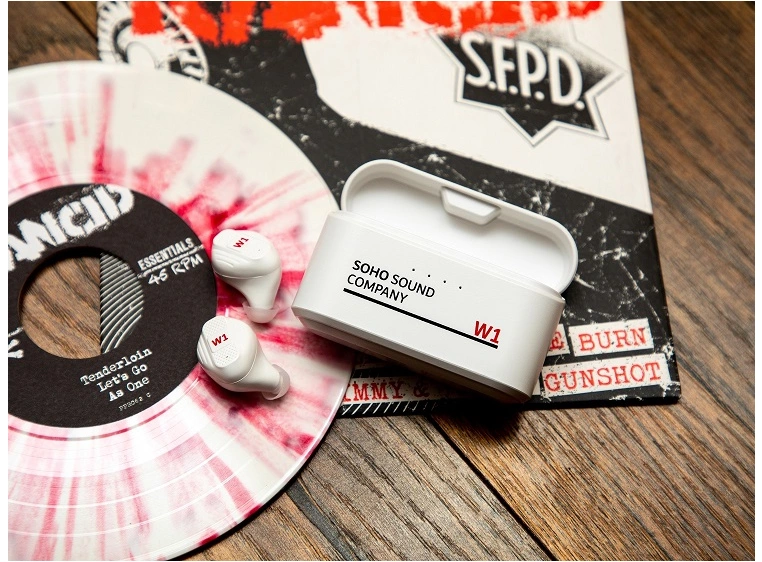 Soho W1 Trådløse øreplugger med innebygd powerbank, White City House 