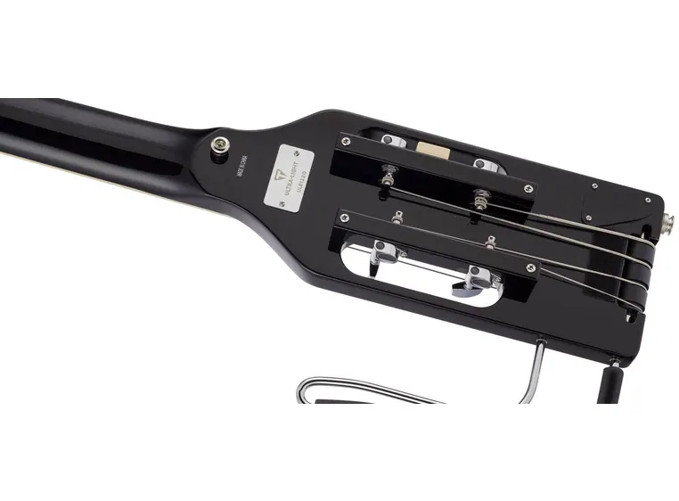 Traveler Guitar Ultra-Light Bass Gloss Black 