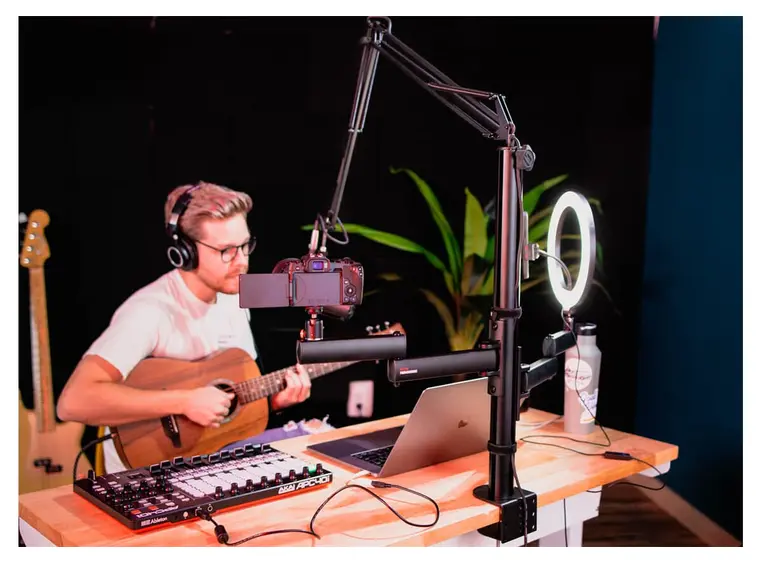 Gator Frameworks GFW-ID-CREATORTREE Creator Tree with Light Mic 