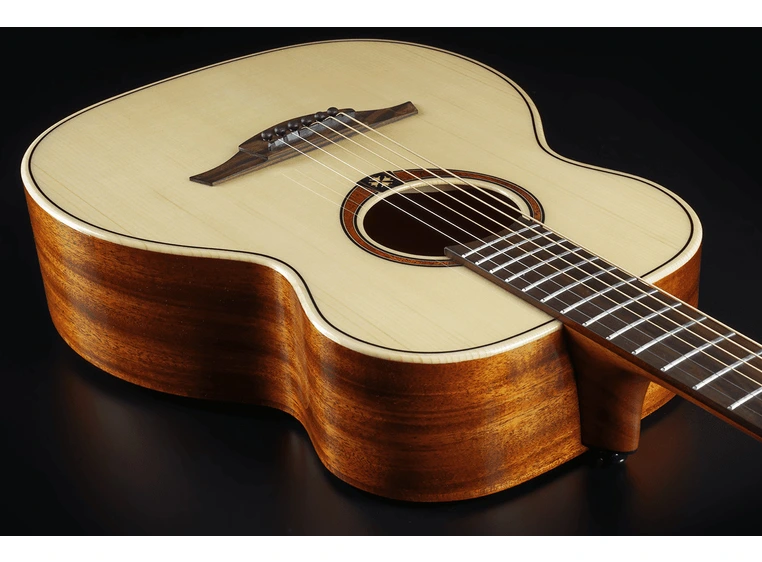 Lag Guitars TRAVEL-SP 