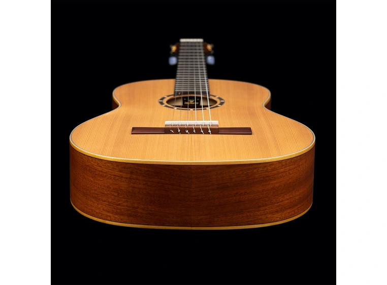 Ortega R131SN-L Klassisk gitar 4/4 Størrelse, Slim neck, Lefthand 