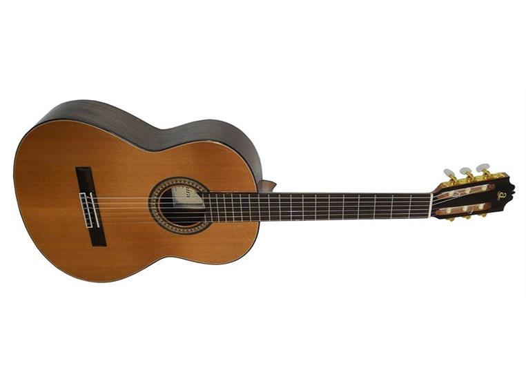 Admira A2 Klassisk gitar Solid Cedar top