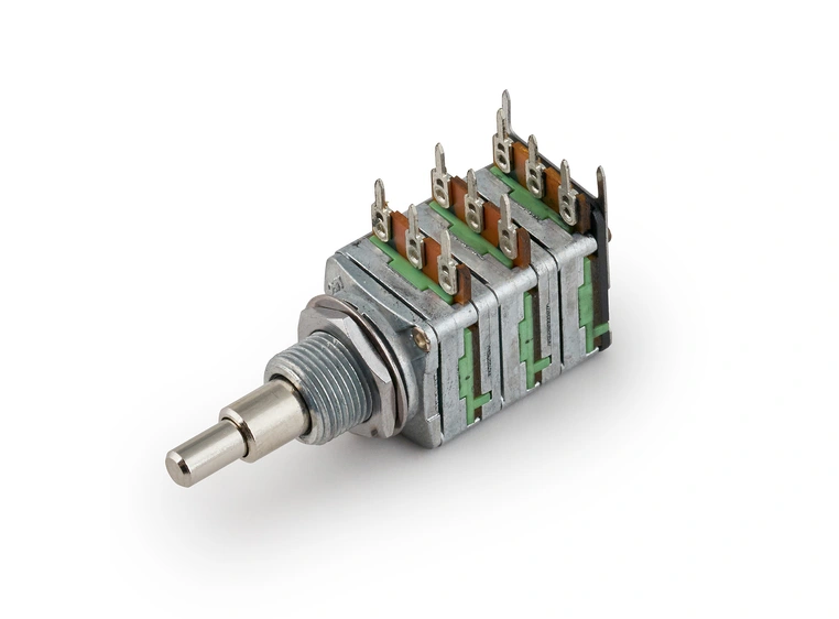 MEC Stereo + Mono Stacked Potentiometer (05C220K / 05A220K) / B500K 