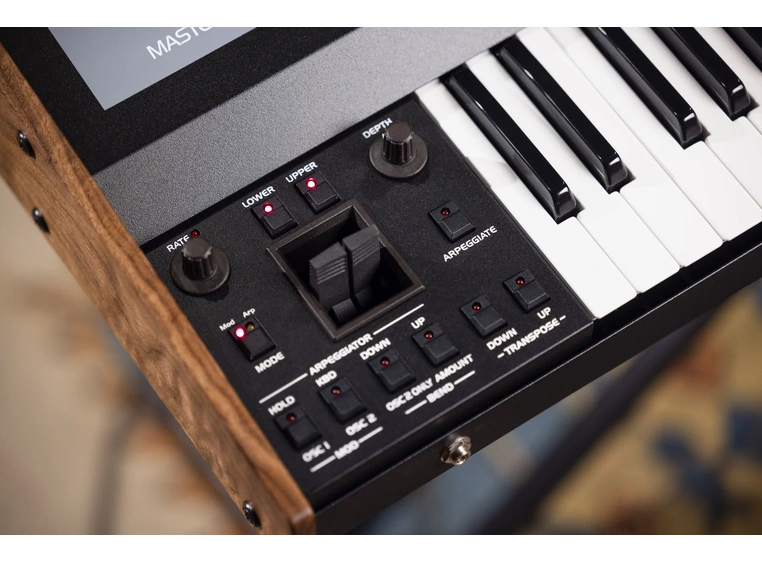 Oberheim OB-X8 Analog Synth 