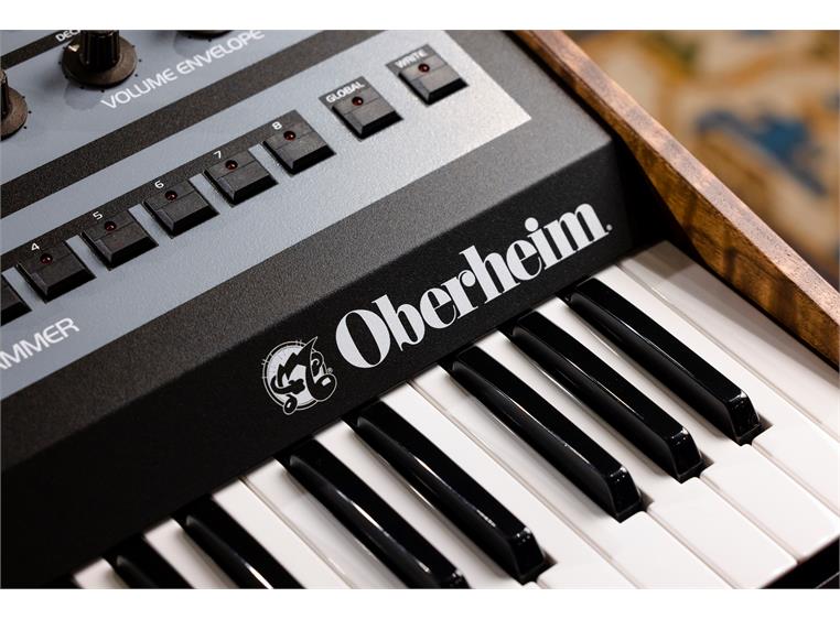 Oberheim OB-X8 Analog Synth