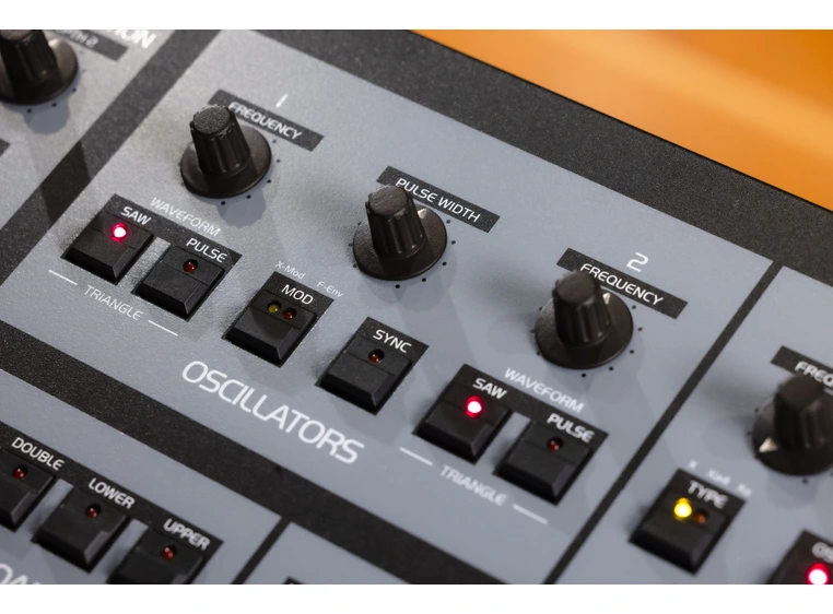 Oberheim OB-X8 Analog Synth 