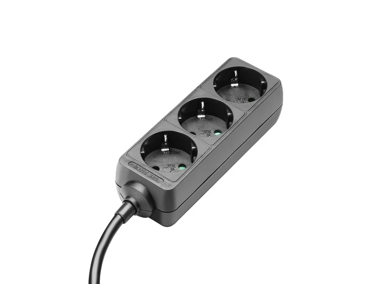 Adam Hall Accessories 8747 X 3 M5 3 Outlet Power Strip 5m cable length 