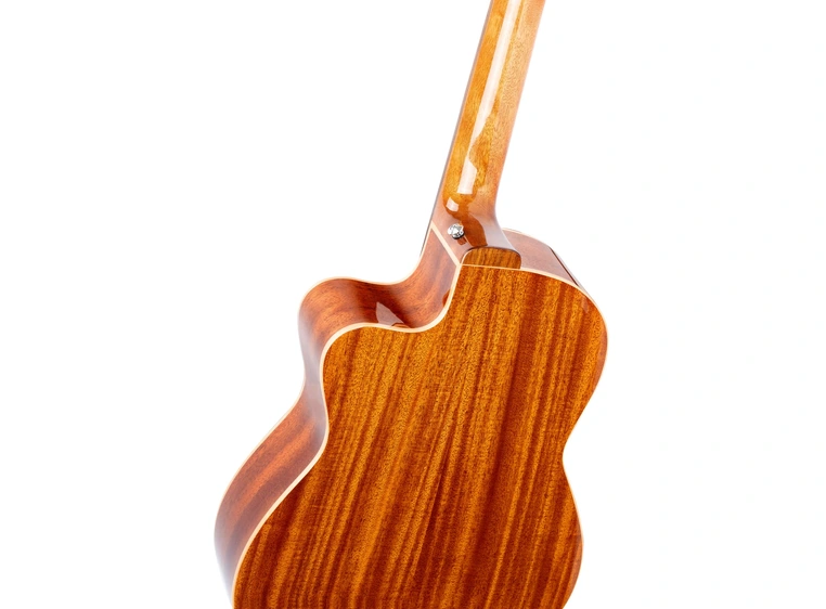 Ortega RCE238SN-FT Klassisk gitar 4/4 størrelse, med mik, Slim neck 