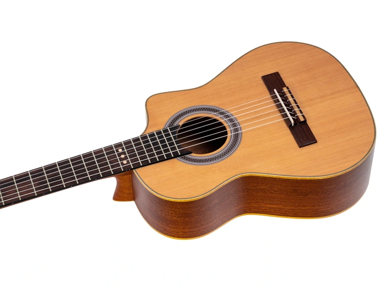 Ortega RQC25 Klassisk gitar Requinto, Cedar top 
