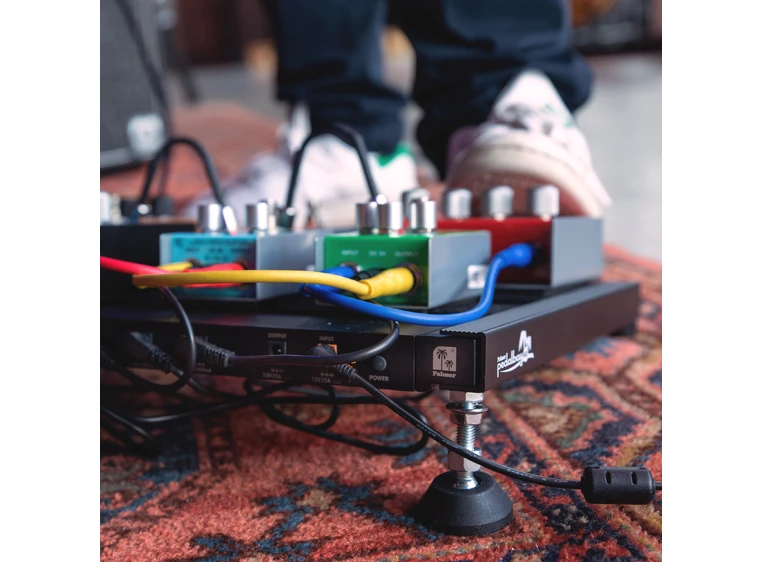 Palmer Pedalbay® 40 PB Pedalboard incl.WTPB40 Powerbar 