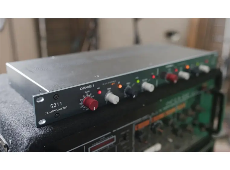 Rupert Neve 5211 2 Channel Mic Pre Dual mikrofonforsterker m/Silk 