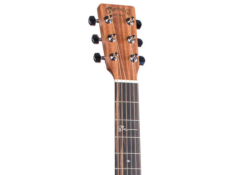 Martin 000JR-10E Shawn Mendes 