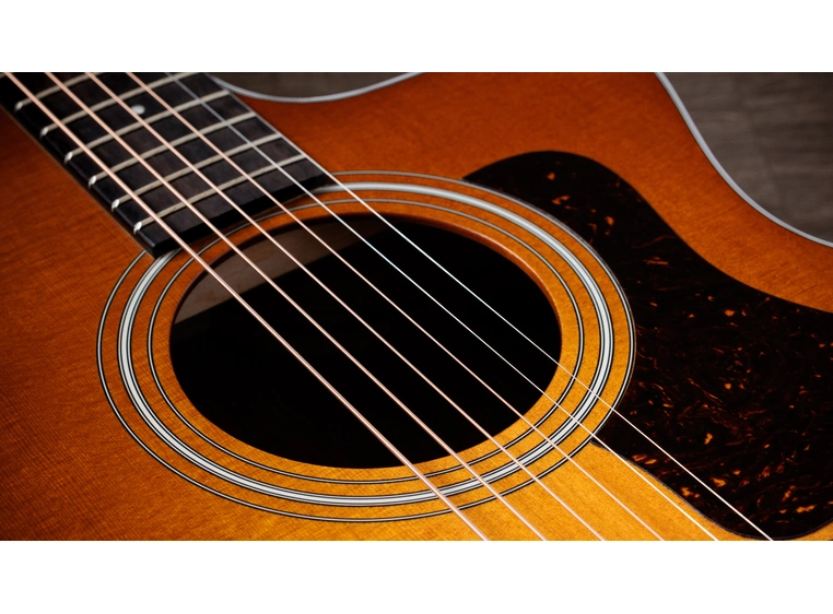 Taylor 214ce Special Edition Honeyburst Rosewood/Spruce HSB Top 