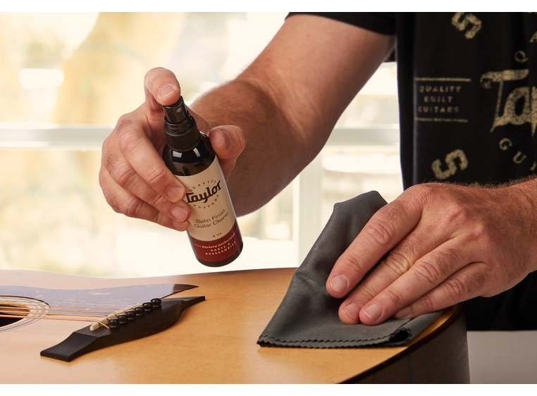 Taylor Premium Suede Microfibre Cloth 12"x15" 