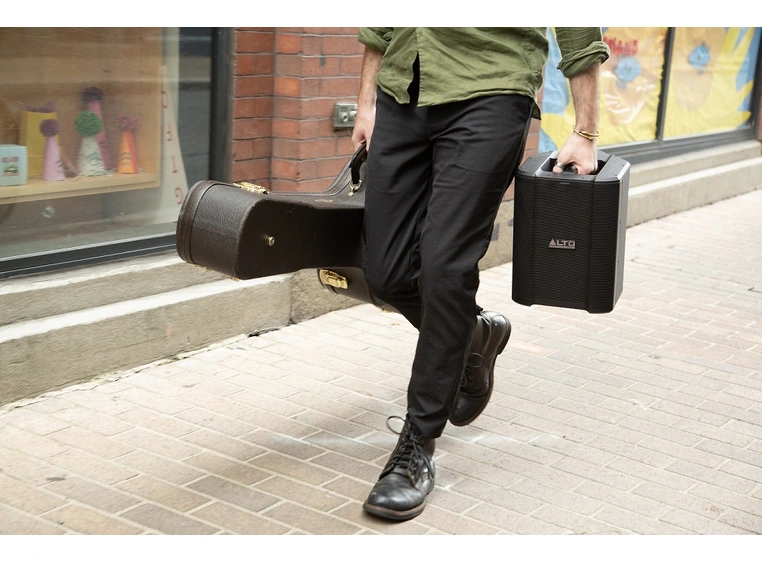 Alto Professional Busker Batteridrevet PA 