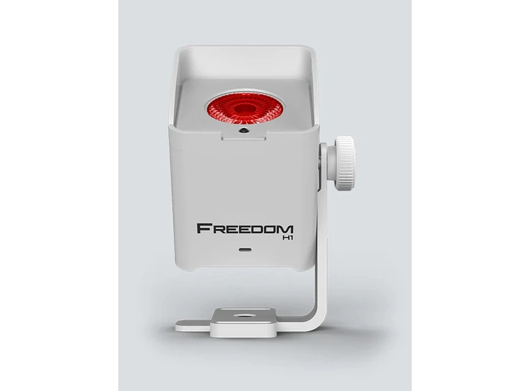 Chauvet Freedom H1 X4 White,Carry Bag,MultChg,IRC7 