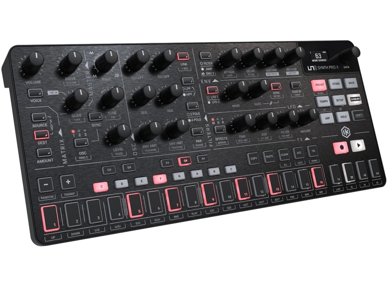 IK Multimedia Uno Synth Pro X 