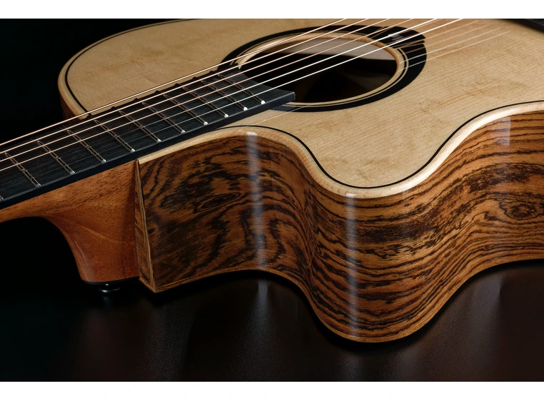 Lag Guitars HV30-L-ACE Lefthand HyVibe 30 Auditorium Cutaway Gloss 