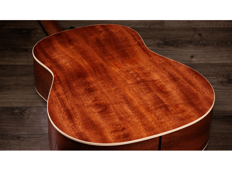 Taylor Gold Label 517e 